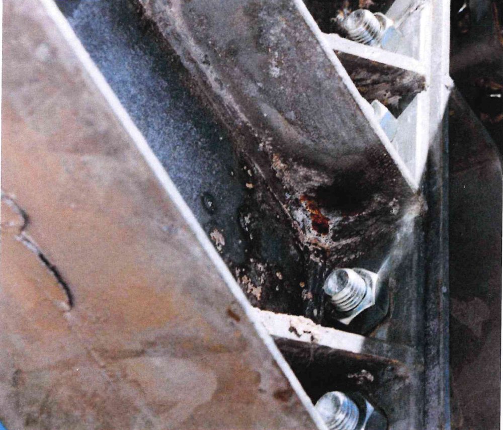 Air Lock - example of unacceptable galvanized finish