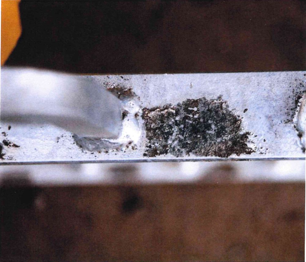 Weld Anti-Spatter Spray - example of unacceptable galvanized finish